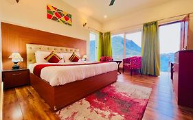 Hotel Kempty Radiant, Heaven In Mussoorie